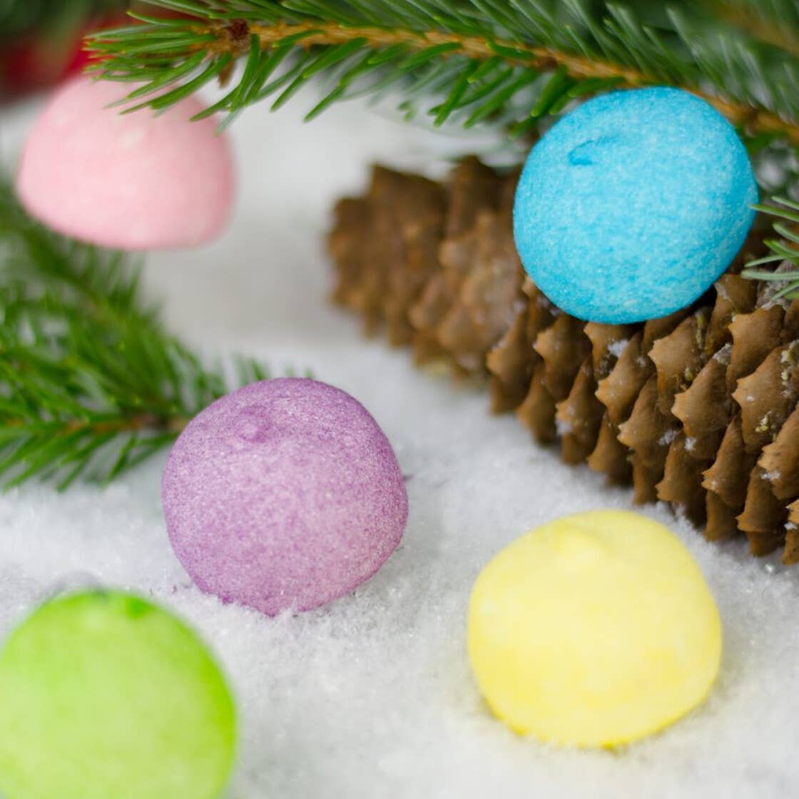 Wundertüte Weihnachtskugeln Bunte Marshmallows im Mix - Bild 4
